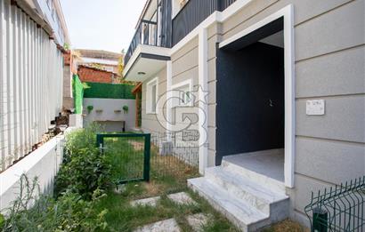 Foça Kazım Dirik Mah Kiralık 2+1 Bahçe Katı Daire