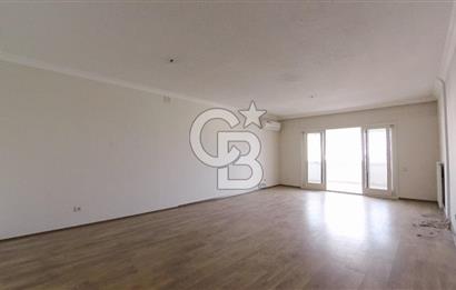Karşıyaka Mavişehir Albatros Sitesinde Kiralık 3+1 154 M² Daire