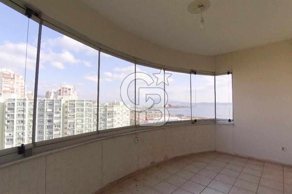Karşıyaka Mavişehir Albatros Sitesinde Kiralık 3+1 154 M² Daire