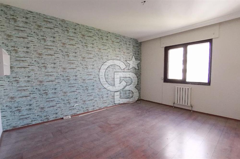 Karşıyaka Mavişehir Albatros Sitesinde Kiralık 3+1 154 M² Daire