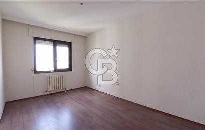 Karşıyaka Mavişehir Albatros Sitesinde Kiralık 3+1 154 M² Daire