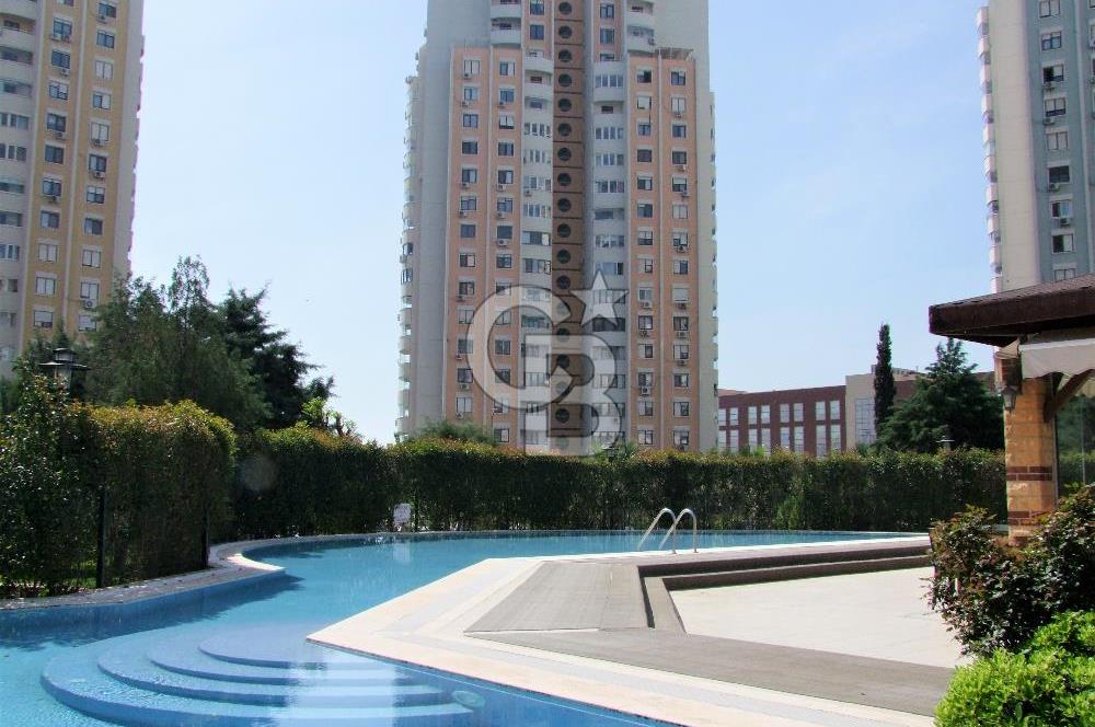 Karşıyaka Mavişehir Albatros Sitesinde Kiralık 3+1 154 M² Daire