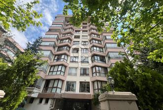 ÇUKURAMBAR LADİN SİTESİNDE FULL YAPILI SATILIK 4+1