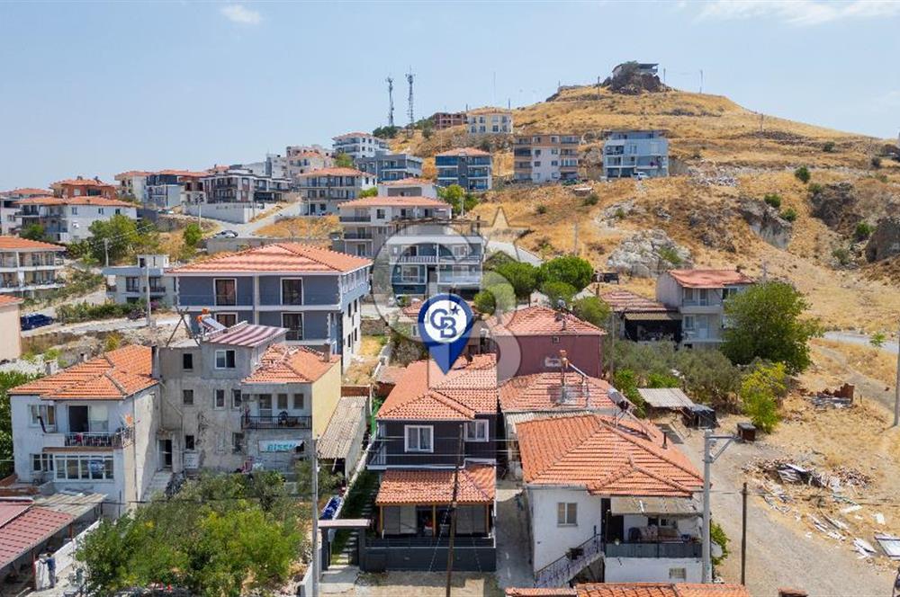 Foça Kazım Dirik Mah Kiralık 2+1 Bahçe Katı Daire