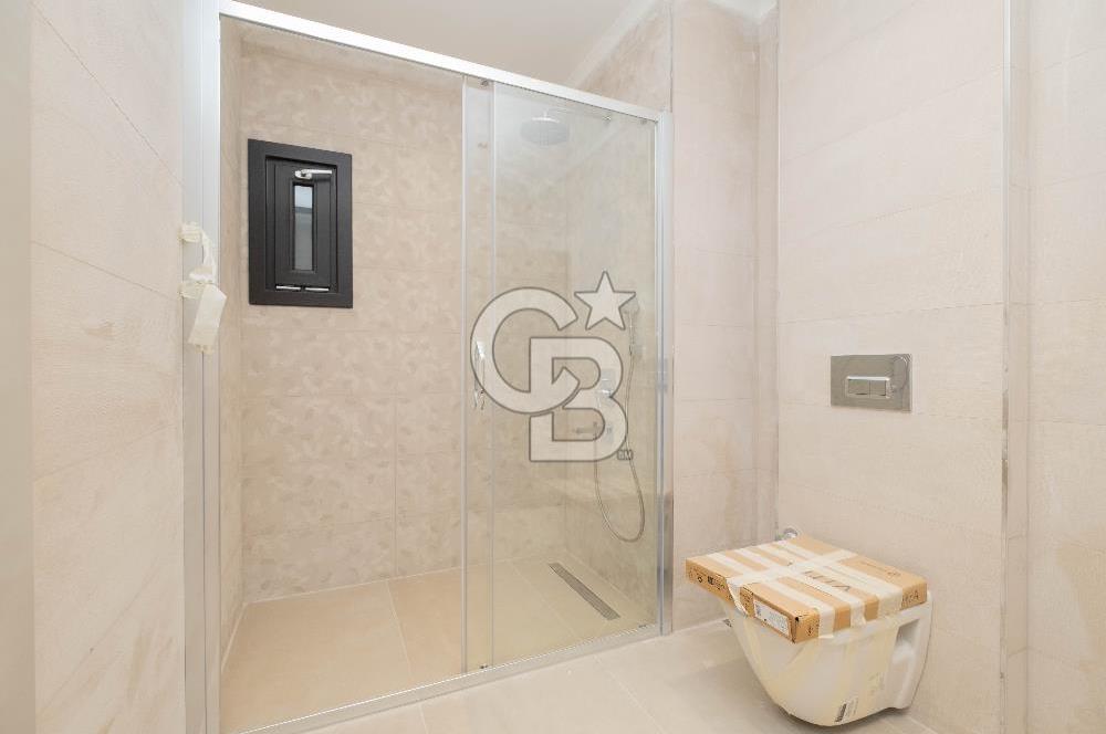 Çiftehavuzlar Sahil'de 205 m² Kapanmaz Deniz Manzaralı 4+1 Daire