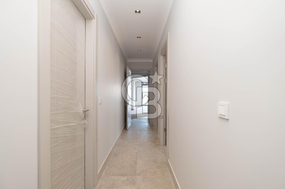 Çiftehavuzlar Sahil'de 205 m² Kapanmaz Deniz Manzaralı 4+1 Daire