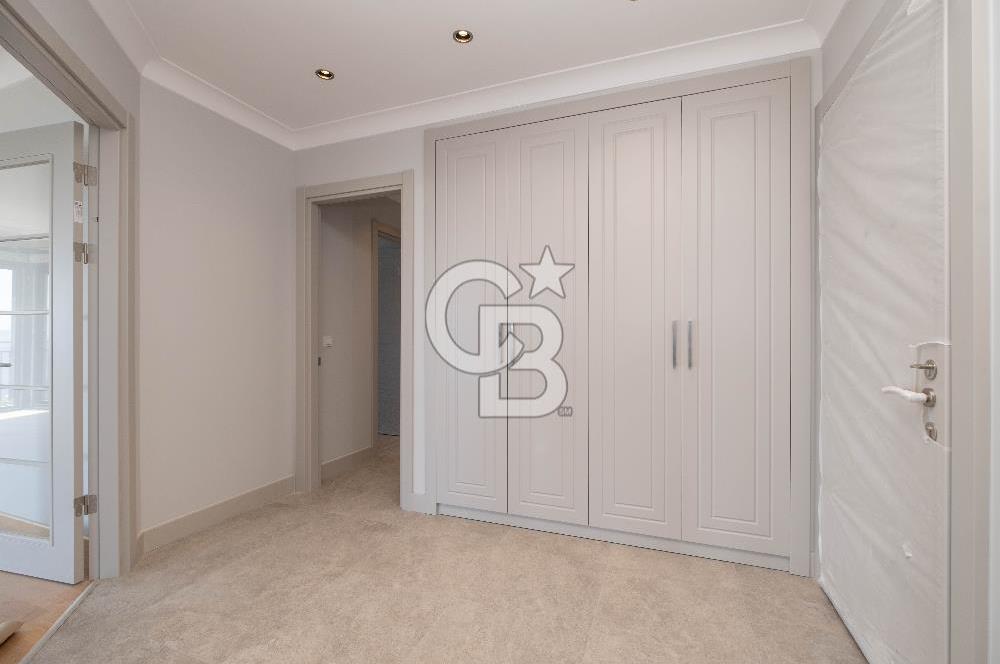 Çiftehavuzlar Sahil'de 205 m² Kapanmaz Deniz Manzaralı 4+1 Daire