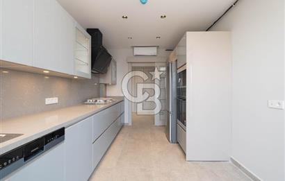 Çiftehavuzlar Sahil'de 205 m² Kapanmaz Deniz Manzaralı 4+1 Daire