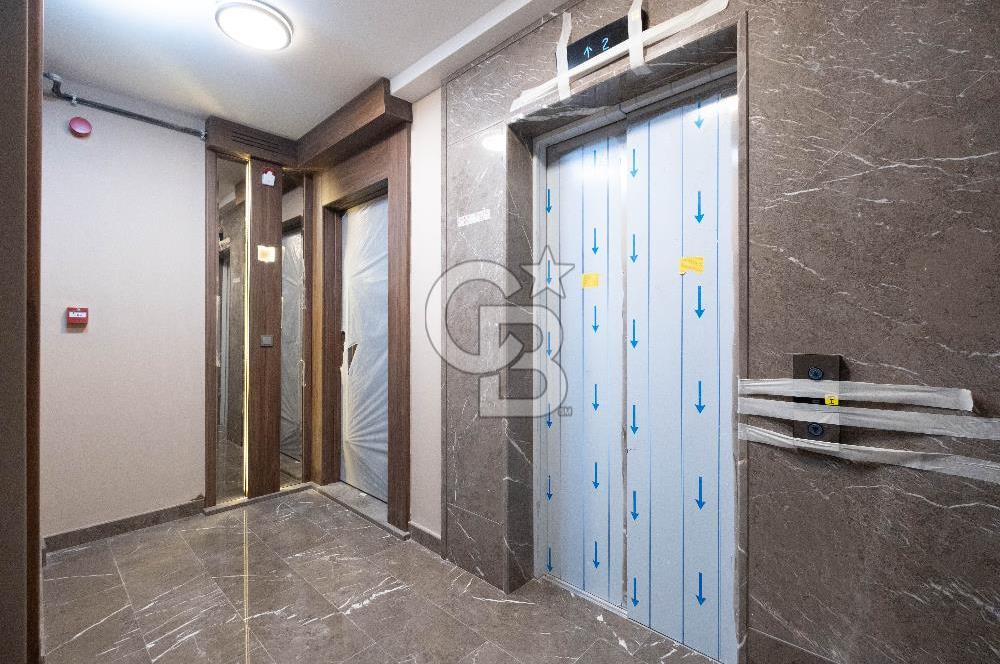 Çiftehavuzlar Sahil'de 205 m² Kapanmaz Deniz Manzaralı 4+1 Daire