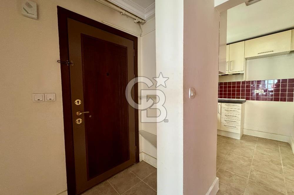 BAHARİYE CADDESİ SÜREYYA OPERASI ARKASI BAKIMLI TERASLI 3+1