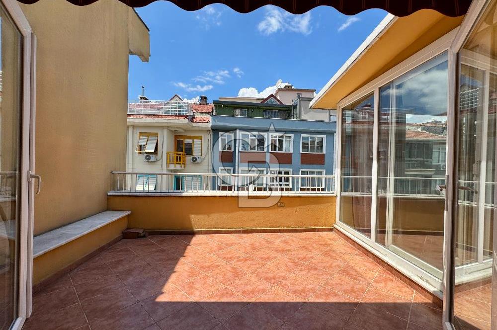 BAHARİYE CADDESİ SÜREYYA OPERASI ARKASI BAKIMLI TERASLI 3+1