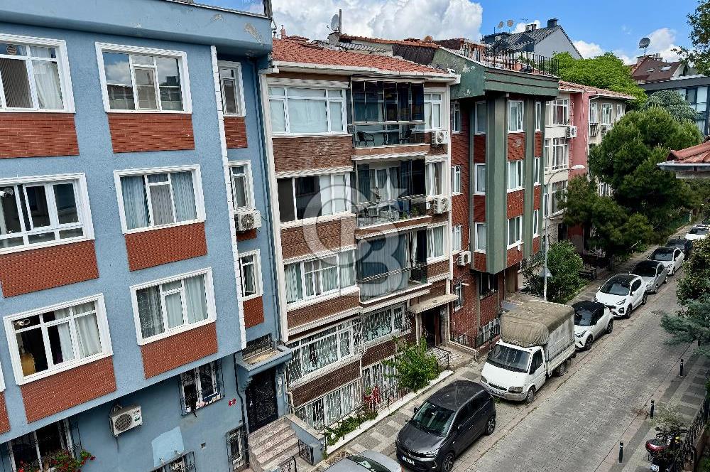 BAHARİYE CADDESİ SÜREYYA OPERASI ARKASI BAKIMLI TERASLI 3+1