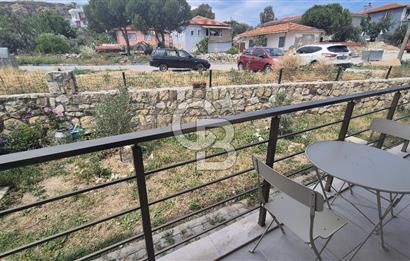 Foça Yenibağarasında Müstakil Tadında Eşyalı 1+1