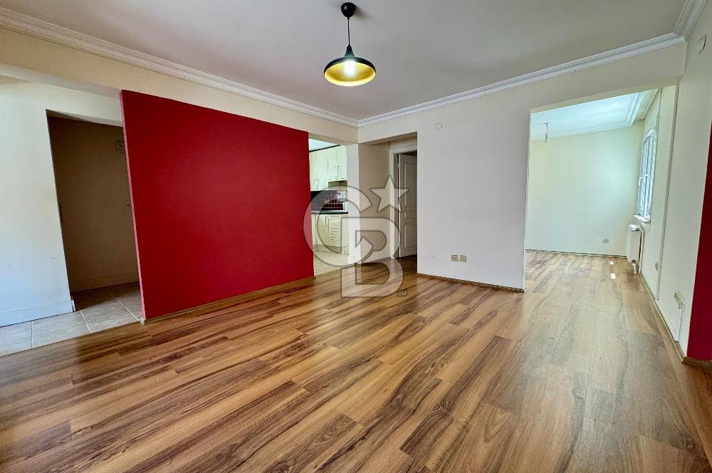 BAHARİYE CADDESİ SÜREYYA OPERASI ARKASI BAKIMLI TERASLI 3+1