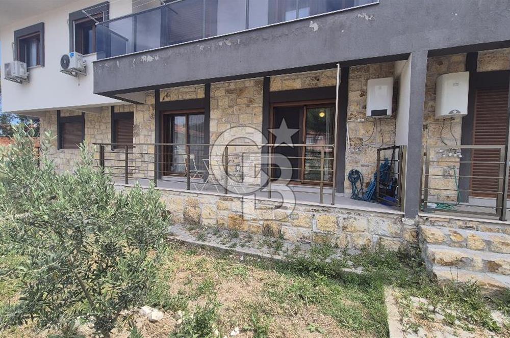 Foça Yenibağarasında Müstakil Tadında Eşyalı 1+1