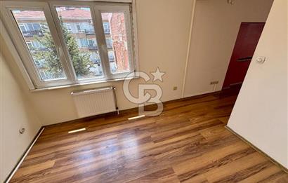 BAHARİYE CADDESİ SÜREYYA OPERASI ARKASI BAKIMLI TERASLI 3+1