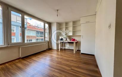 BAHARİYE CADDESİ SÜREYYA OPERASI ARKASI BAKIMLI TERASLI 3+1