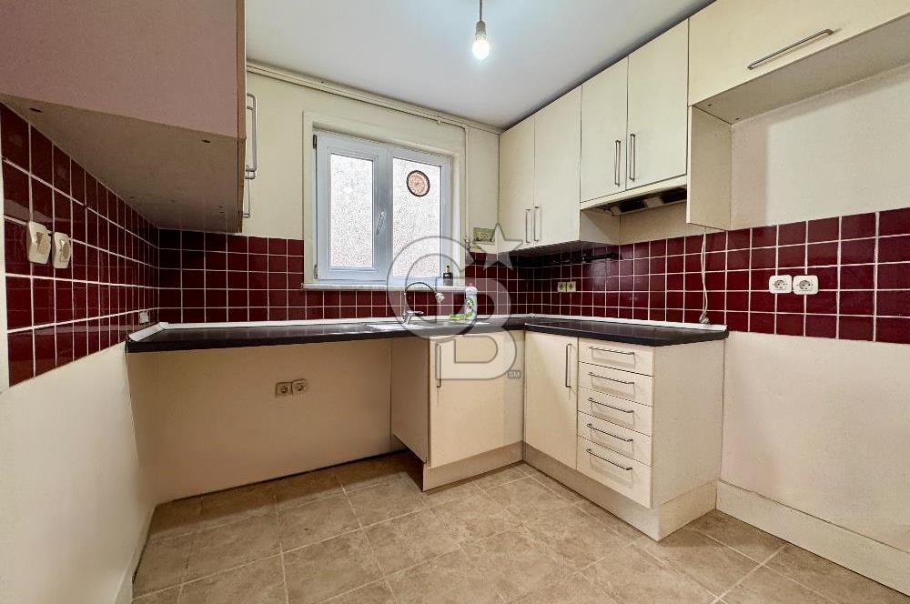 BAHARİYE CADDESİ SÜREYYA OPERASI ARKASI BAKIMLI TERASLI 3+1
