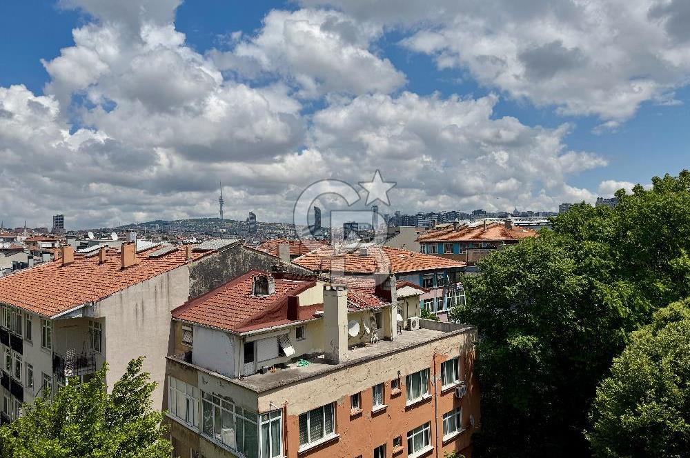 BAHARİYE CADDESİ SÜREYYA OPERASI ARKASI BAKIMLI TERASLI 3+1