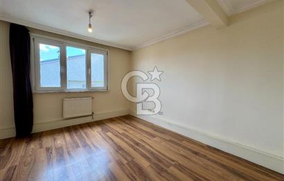 BAHARİYE CADDESİ SÜREYYA OPERASI ARKASI BAKIMLI TERASLI 3+1