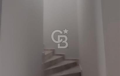 Üsküdar Burhaniye Ekşioğlu Konaklarında Satılık Dubleks Daire
