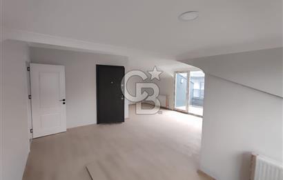 Üsküdar Burhaniye Ekşioğlu Konaklarında Satılık Dubleks Daire