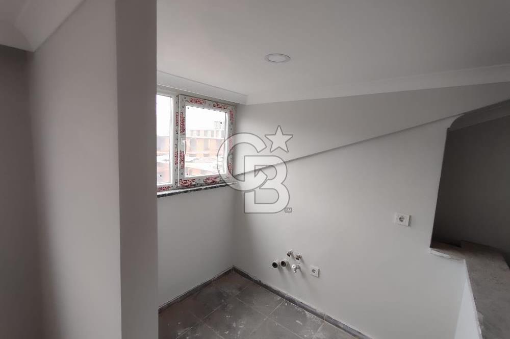 Üsküdar Burhaniye Ekşioğlu Konaklarında Satılık Dubleks Daire