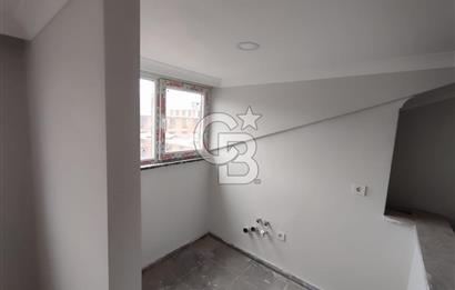 Üsküdar Burhaniye Ekşioğlu Konaklarında Satılık Dubleks Daire