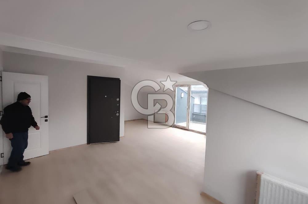 Üsküdar Burhaniye Ekşioğlu Konaklarında Satılık Dubleks Daire