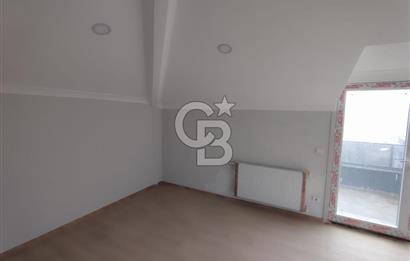 Üsküdar Burhaniye Ekşioğlu Konaklarında Satılık Dubleks Daire