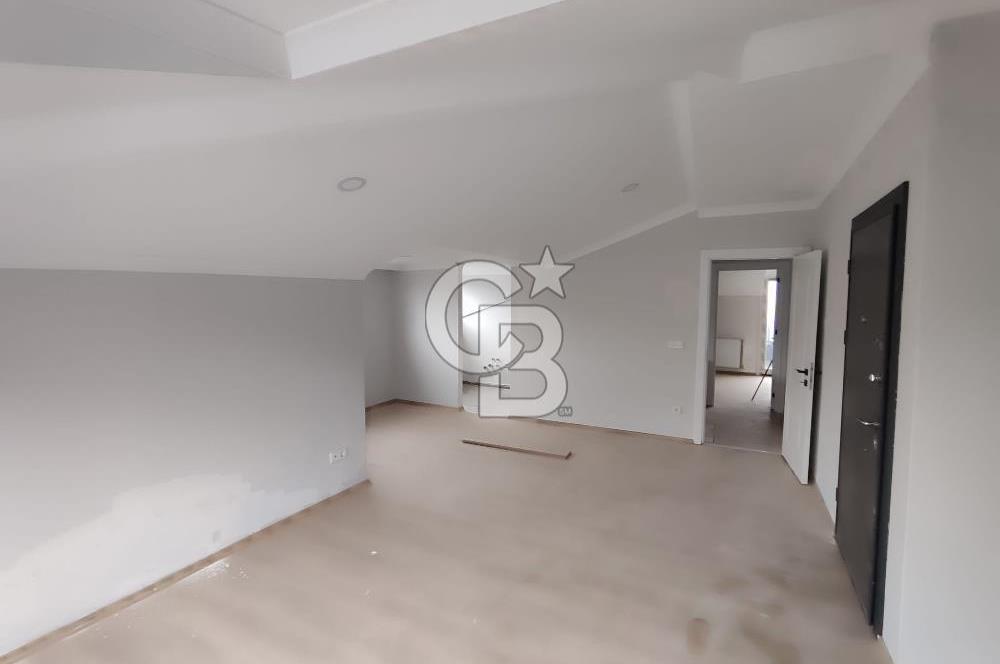 Üsküdar Burhaniye Ekşioğlu Konaklarında Satılık Dubleks Daire