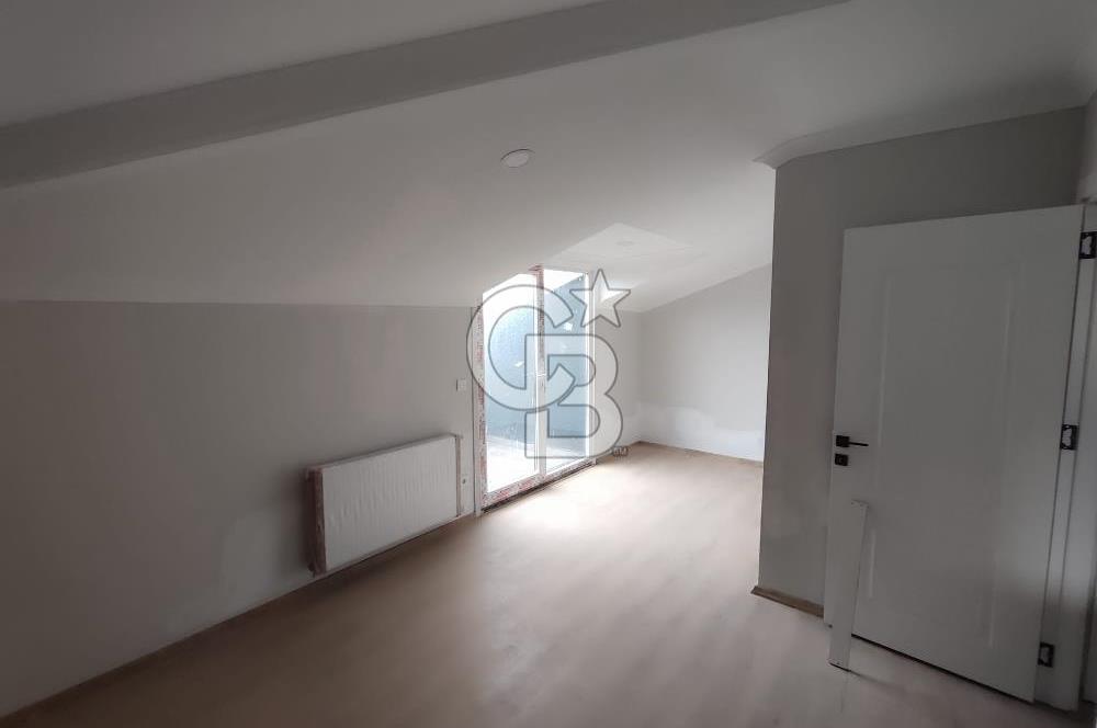Üsküdar Burhaniye Ekşioğlu Konaklarında Satılık Dubleks Daire