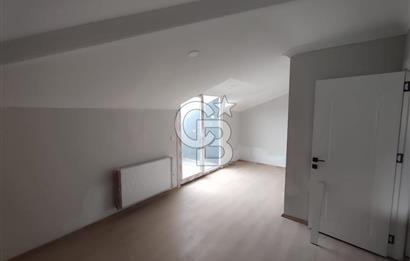 Üsküdar Burhaniye Ekşioğlu Konaklarında Satılık Dubleks Daire