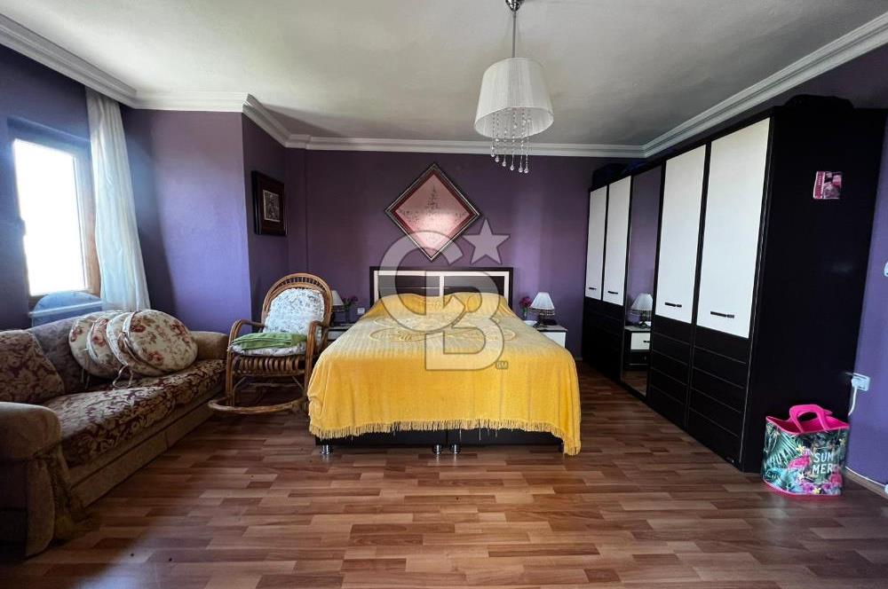 ÇANAKKALE İNTEPE'DE DENİZ MANZARALI 4+2 EŞYALI SATILIK VİLLA