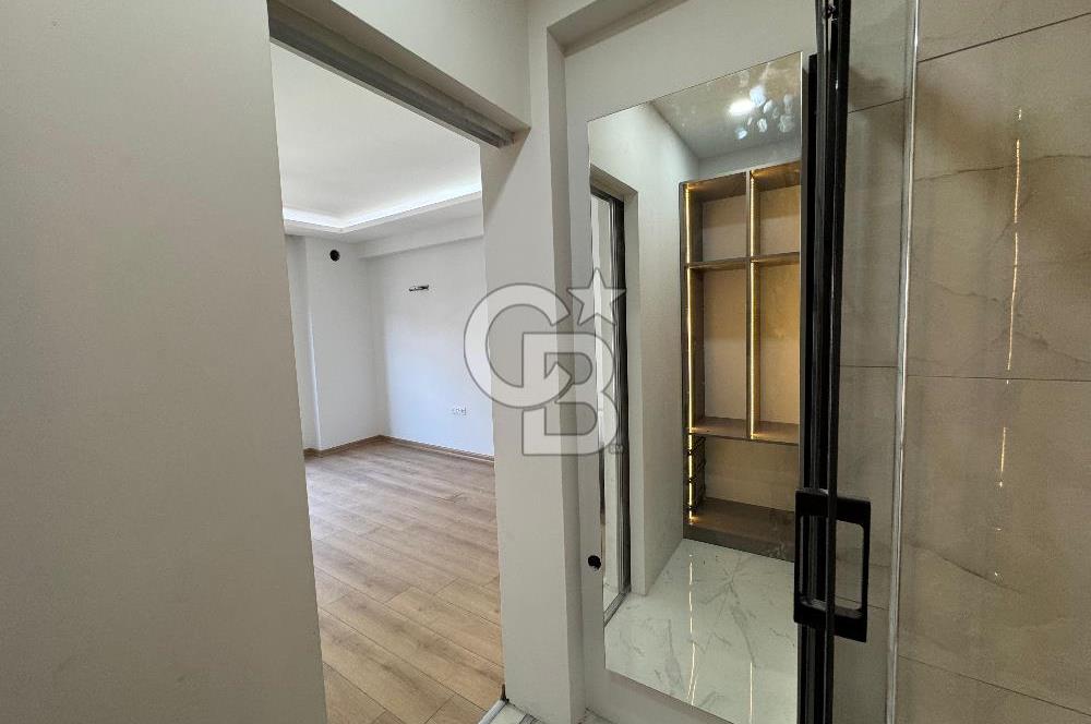 Y.GİRNE CAD. YAKINI,3+1 ÖZEL TASARIM,2 TERASLI SATILIK DUBLEKS
