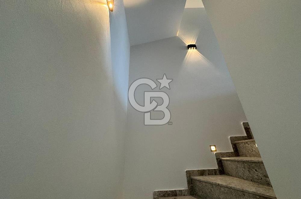 Y.GİRNE CAD. YAKINI,3+1 ÖZEL TASARIM,2 TERASLI SATILIK DUBLEKS