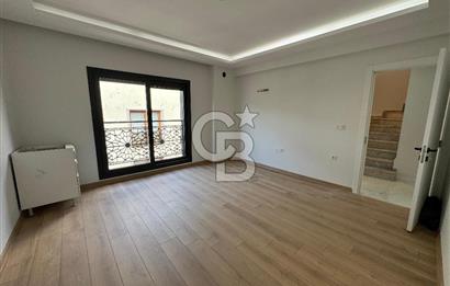 Y.GİRNE CAD. YAKINI,3+1 ÖZEL TASARIM,2 TERASLI SATILIK DUBLEKS