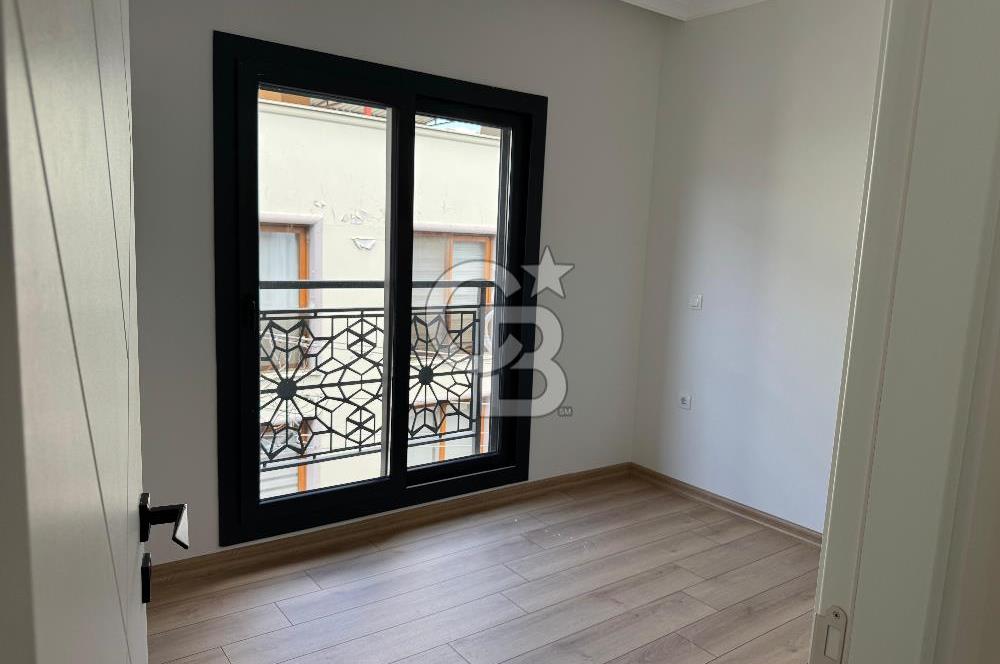 Y.GİRNE CAD. YAKINI,3+1 ÖZEL TASARIM,2 TERASLI SATILIK DUBLEKS