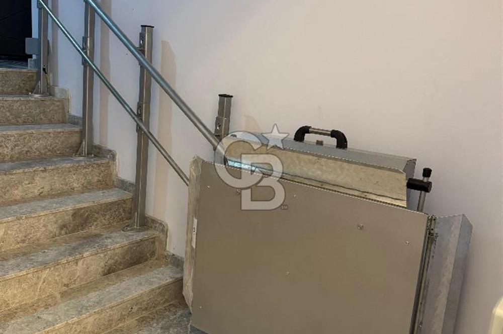 Y.GİRNE CAD. YAKINI,3+1 ÖZEL TASARIM,2 TERASLI SATILIK DUBLEKS