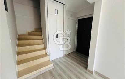 Foça Hacıveli Mahallesinde 2+1 Kiralık Bahçeli Villa