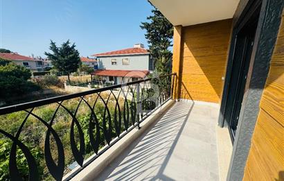 Foça Hacıveli Mahallesinde 2+1 Kiralık Bahçeli Villa