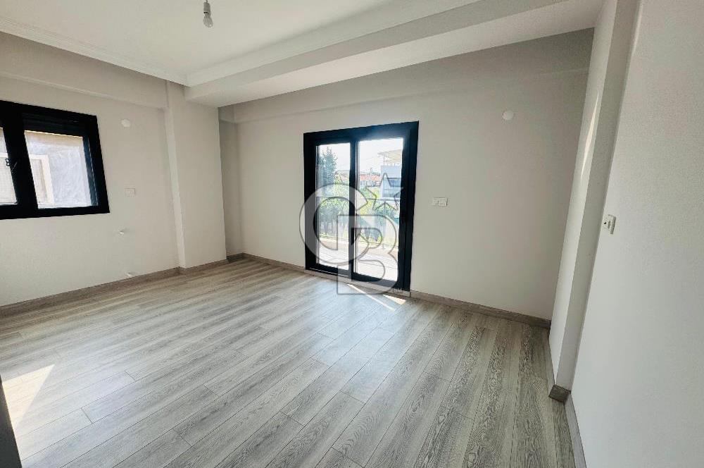Foça Hacıveli Mahallesinde 2+1 Kiralık Bahçeli Villa