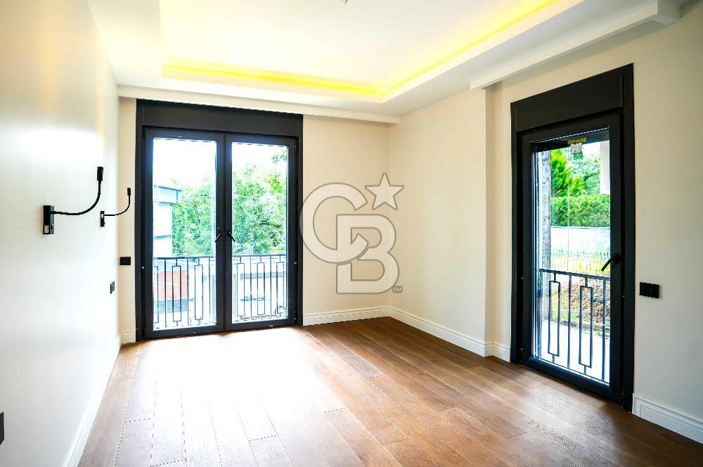 Çekmeköy Ömerli 6+1 Havuzlu Münferit villa 