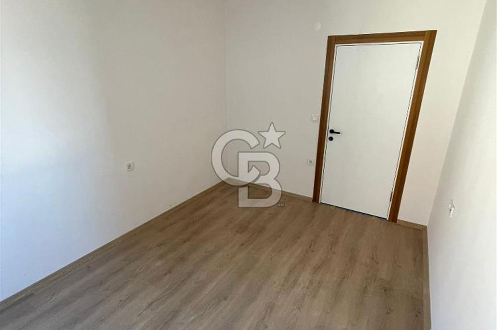 AYVALIK ALTINOVA'DA SATILIK YENİ BİNA DA ASANSÖRLÜ LÜKS DAİRE