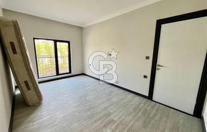 HAVAALANI YAKINI 4+1 SATILIK VİLLA