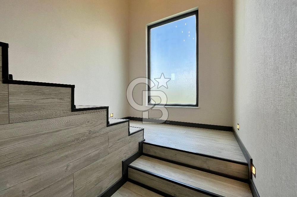 HAVAALANI YAKINI 4+1 SATILIK VİLLA