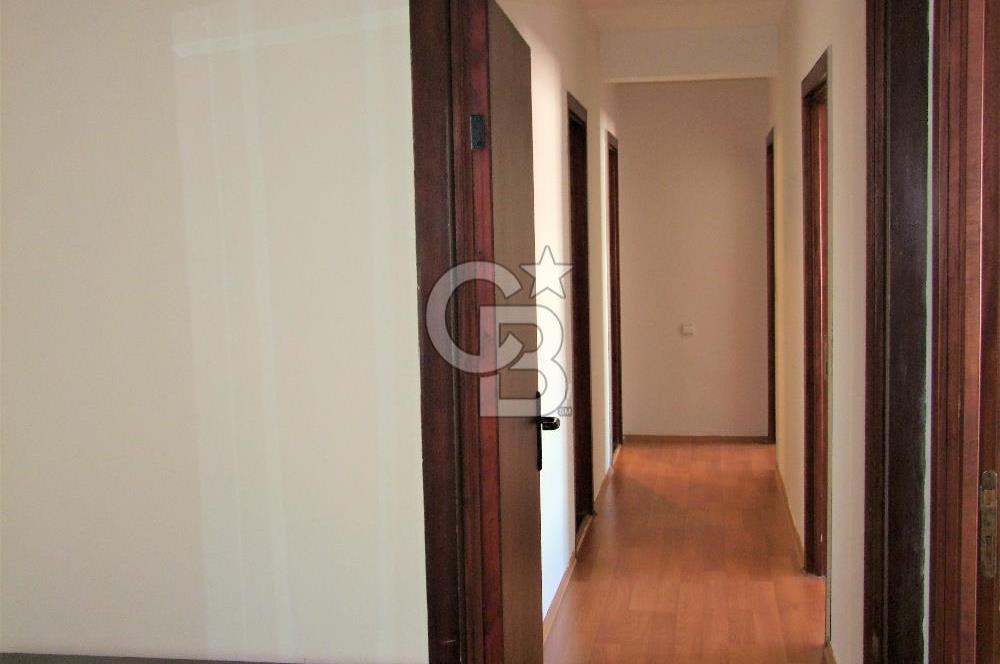 Mavişehir 1. Etap Selçuk 7 Sitesi Kiralık Büyük 2+1 135 M² Daire