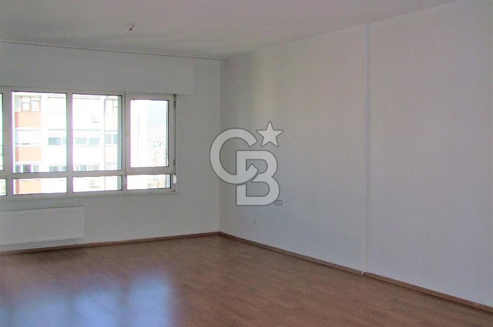 Mavişehir 1. Etap Selçuk 7 Sitesi Kiralık Büyük 2+1 135 M² Daire