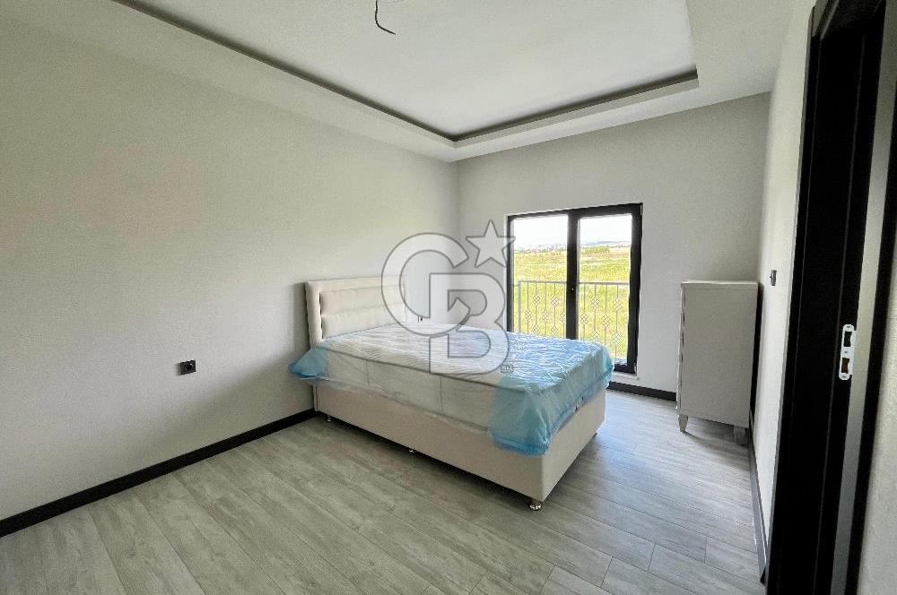 HAVAALANI YAKINI 4+1 SATILIK VİLLA