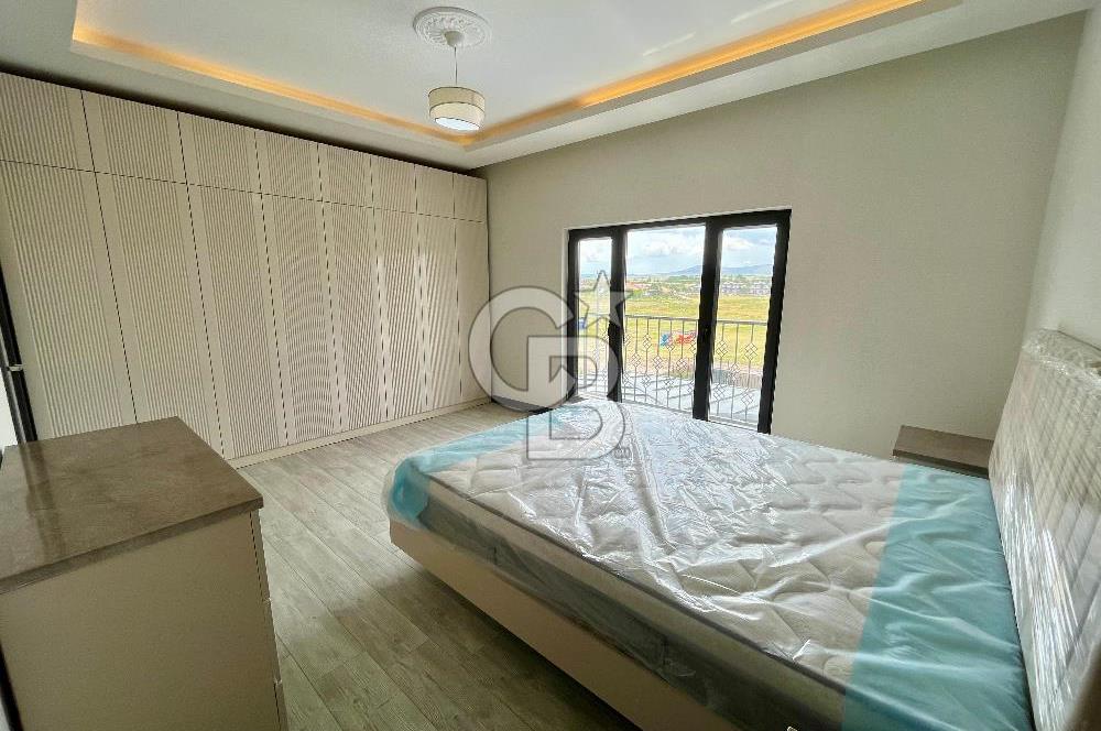 HAVAALANI YAKINI 4+1 SATILIK VİLLA